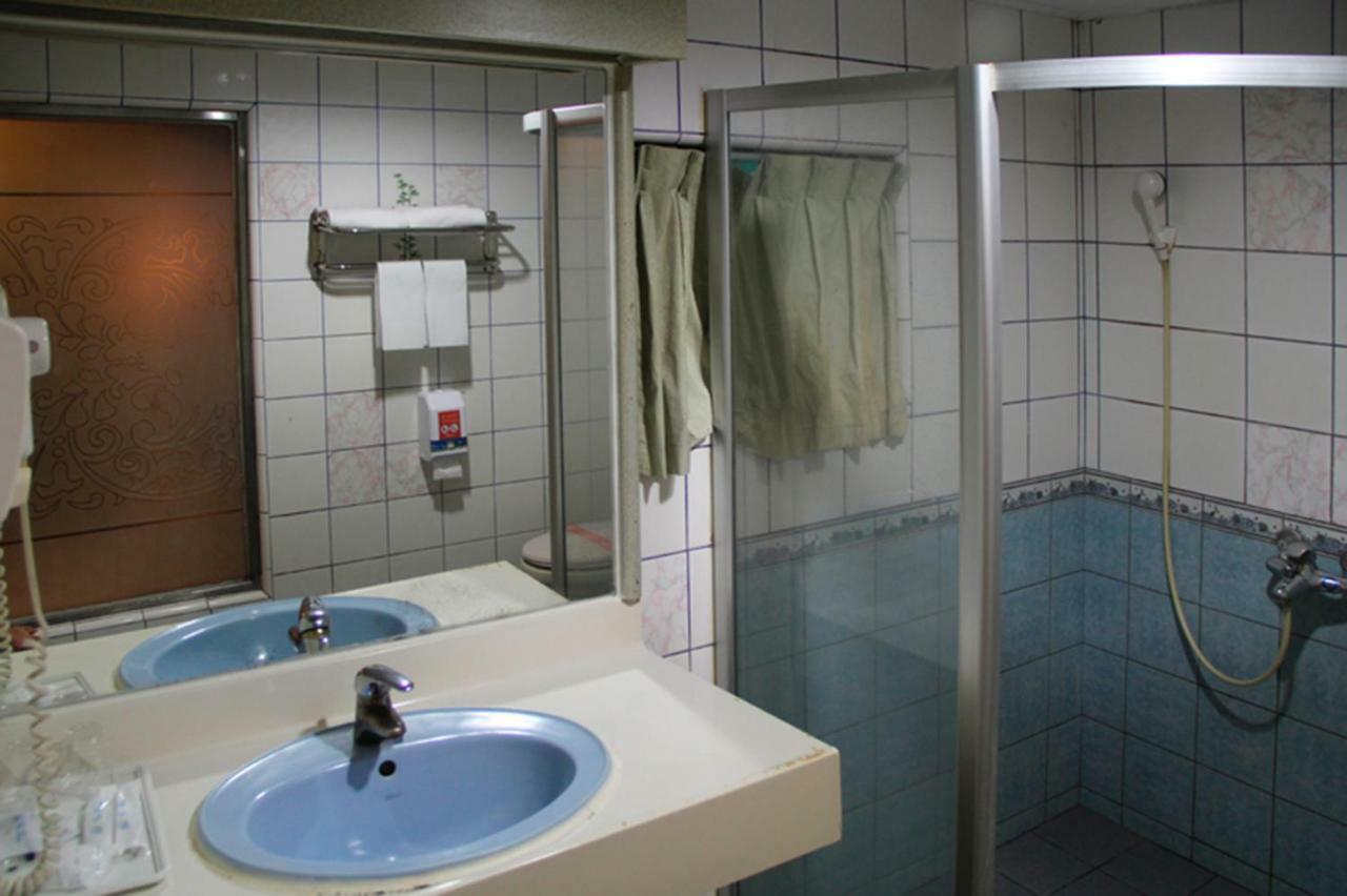 Persimmon Hotel Синьчжу Экстерьер фото
